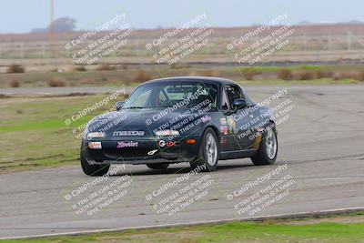 media/Jan-15-2023-CalClub SCCA (Sun) [[40bbac7715]]/Group 7/Qualifying (Sweeper)/